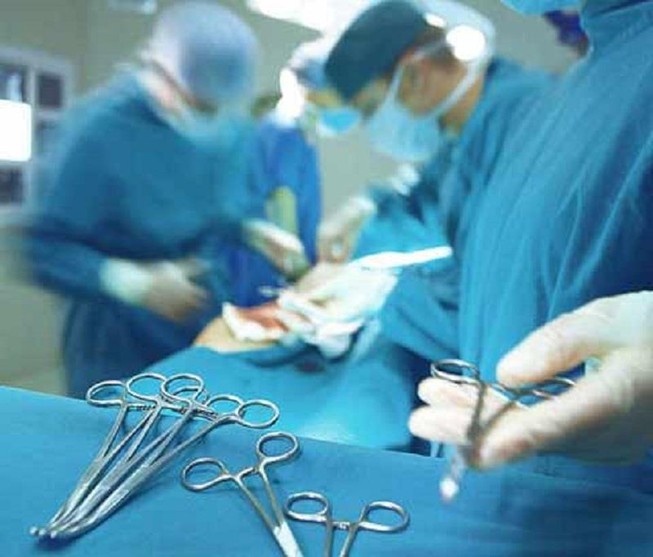 Cô gái tử vong khi đi hút mỡ bụng tại bệnh viện tư