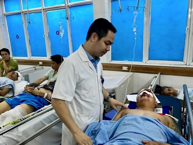 Tử vong do uống rượu rồi tự đâm vào ô tô đậu ven đường