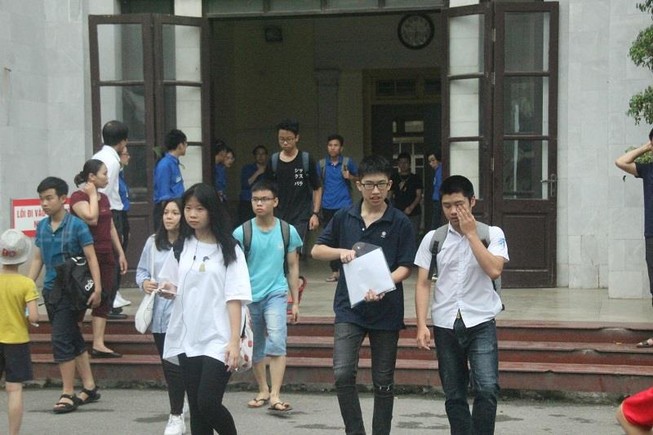 Hơn 85.000 HS Hà Nội làm thủ tục tranh suất lớp 10 công lập