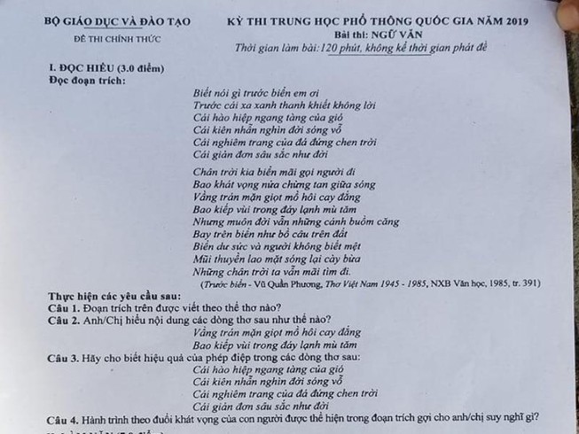 Đình chỉ thí sinh làm 'lọt' đề thi lên mạng xã hội