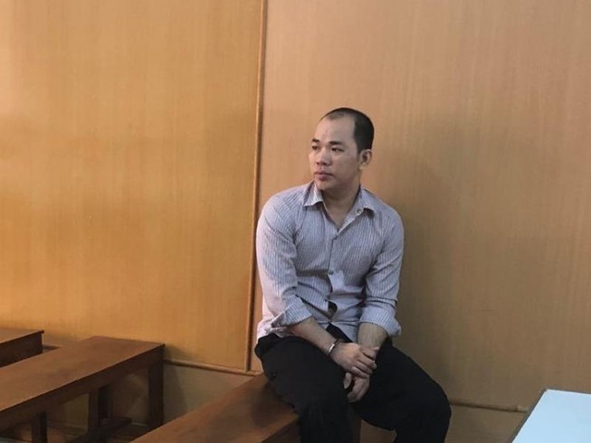 Nhân viên kinh doanh và 'chiêu' bòn tiền tỉ của công ty
