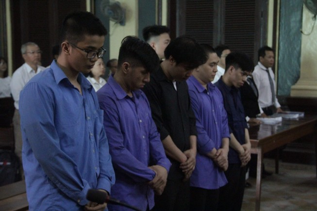 Đang xử cựu CSGT thuê giang hồ đánh chết người