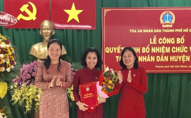 Nhân sự mới