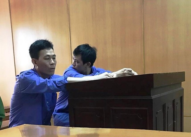 Án mạng khi hát karaoke nửa đêm đã trải qua 6 phiên tòa