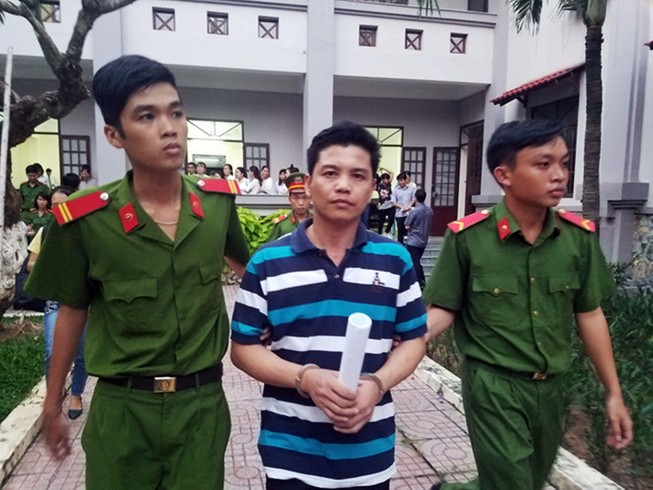 Cựu đại úy công an với màn kịch lừa người tình cũ