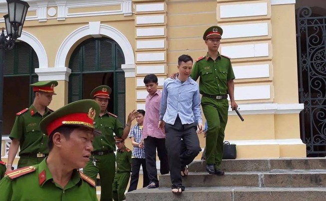 Nhóm tài xế đánh cướp dây cáp tiền tỉ lãnh án nặng