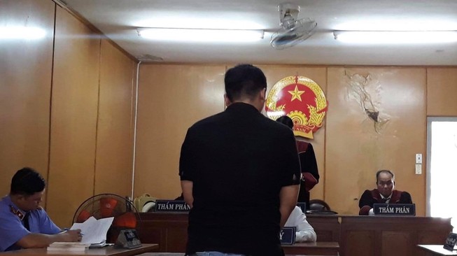 Một công an mất sự nghiệp vì tham gia cướp giật 10 năm trước