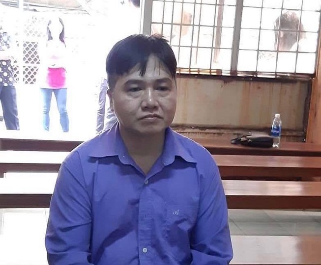 Nhân viên thụt két gần 3,5 tỉ, ngân hàng xí xóa