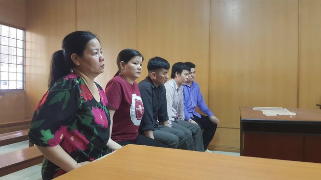 Người phụ nữ mang án liên tục vì hàng cấm
