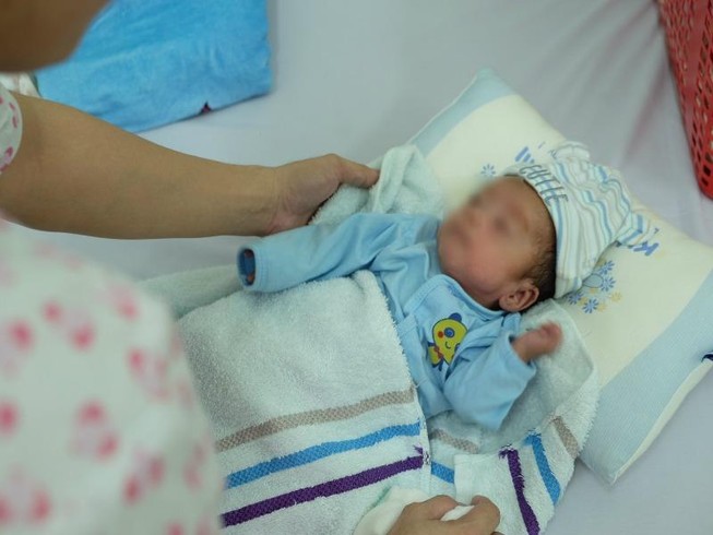 123 ngày sống sót kỳ diệu của bé trai sinh non chỉ 700 g