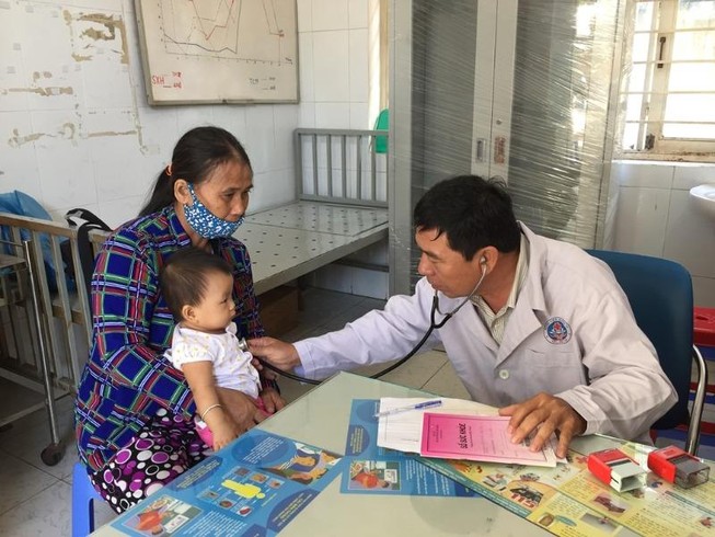 Mẹ theo trào lưu anti vaccine, con mắc sởi