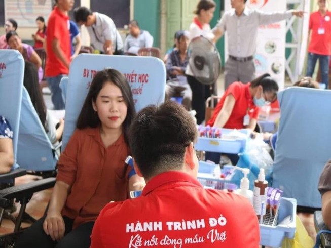 Người hiến máu không nhận quà sẽ được xét nghiệm