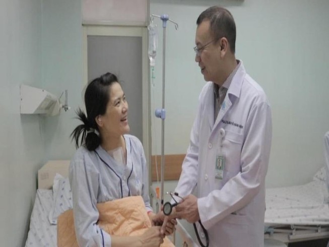 Kỳ tích người mẹ 2 lần bước qua 'cửa tử' để giữ được con