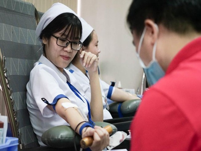Từ nay đến tết, TP.HCM thiếu hàng chục ngàn túi máu cấp cứu