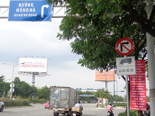 Từ 12-11, cấm ô tô tải lưu thông trên đường Hồng Hà