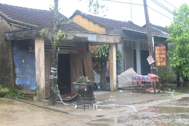 Quảng Nam: Cụ bà treo cổ trong ngôi nhà bỏ hoang
