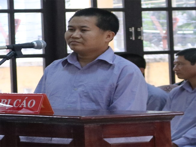 Vụ phá rừng Pơmu: Cựu phó Đồn Biên phòng khai gì ở tòa?