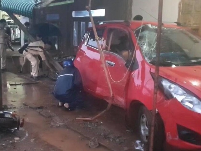 Công an phường có 'men' lái xe tông chết một công nhân