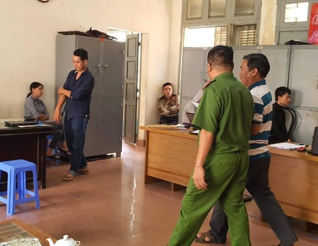 Nữ MC đám cưới kiêm chủ sòng bài