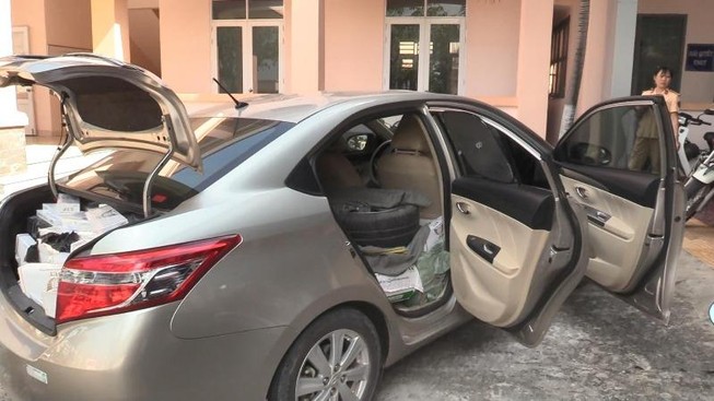 Bình Dương: Gặp cảnh sát, tài xế rồ ga bỏ chạy