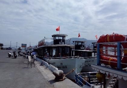 Tàu du lịch trên sông Hàn bắt đầu hoạt động trở lại