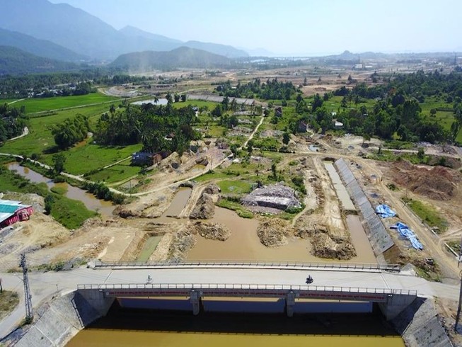Dự án kênh thoát lũ chậm như... rùa bò