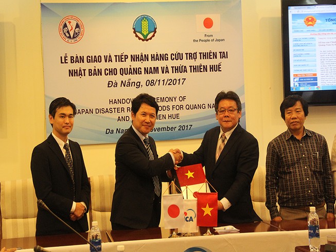 Nhật Bản hỗ trợ máy lọc nước cho vùng lũ