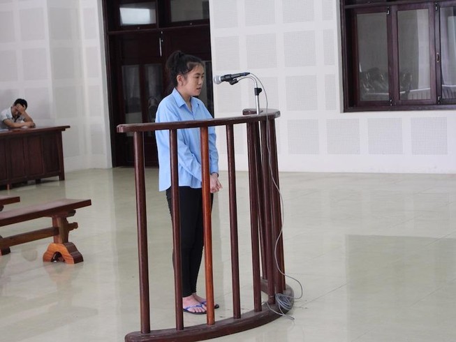 Lừa chạy việc, chiếm đoạt hơn 1 tỉ đồng