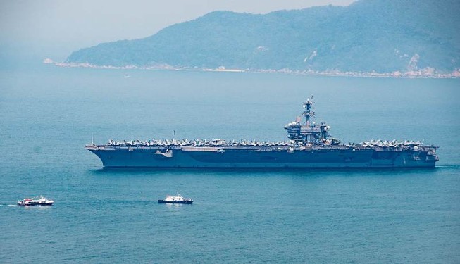 Tàu sân bay USS Carl Vinson đã neo tại vịnh Đà Nẵng