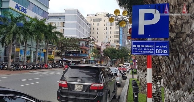 Ngày mai, Đà Nẵng thu phí đỗ xe dưới lòng đường