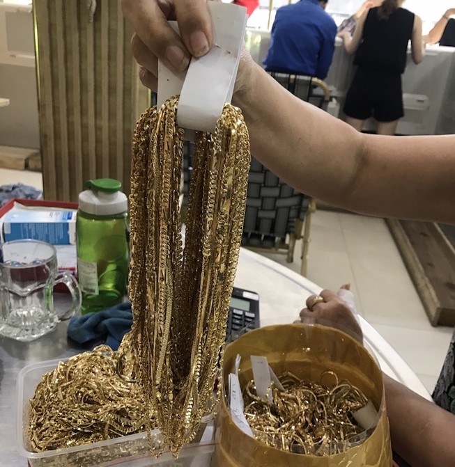 Công an Quảng Nam tìm chủ nhân 230 lượng vàng không nguồn gốc
