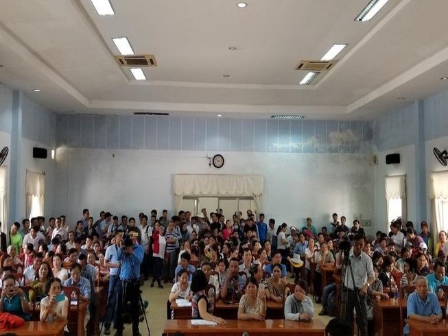 Đối thoại với dân về vụ 1.000 hộ dân đòi sổ đỏ Bách Đạt An