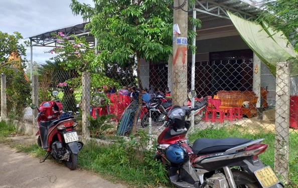 Đập quả nổ, người đàn ông tử vong