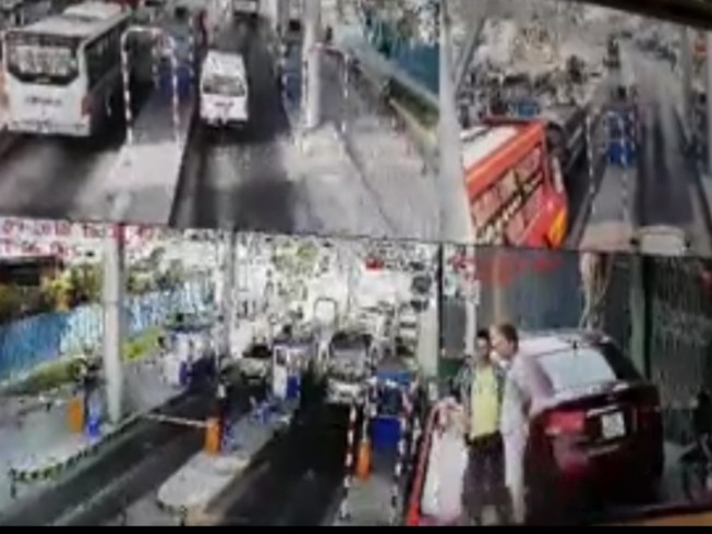 Xử phạt tài xế đậu xe quá 5 phút tại trạm BOT