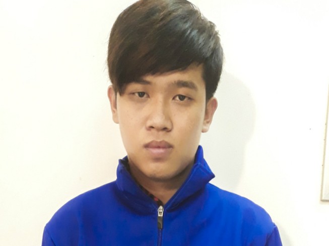 Rao bán xe gian, bị công an bắt giữ