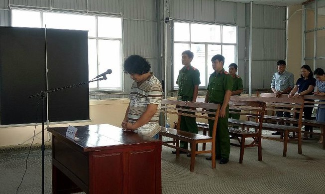 Facebooker kêu gọi biểu tình nhận án tù
