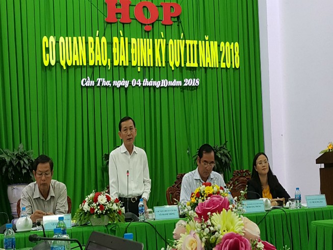 Cần Thơ trả lời báo chí nhiều vấn đề 'nóng'
