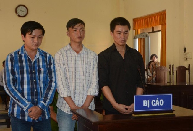 Án mạng từ chuyện thiếu tiền hát karaoke