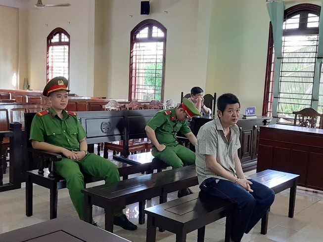 Xử chung thân kẻ dùng búa giết vợ rồi đẩy xuống sông