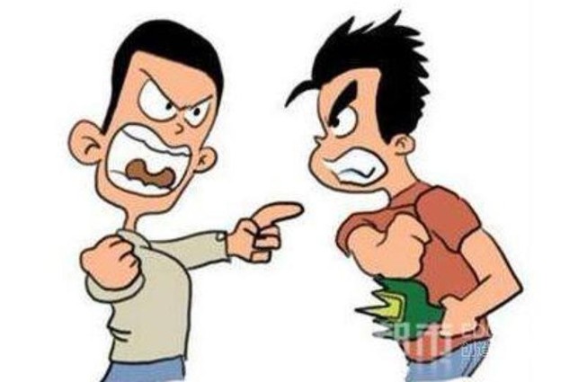 Đình chỉ công tác 2 công an đánh nhau với người khác