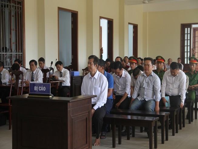 Đang xử vụ thất thoát hơn ngàn tỉ ở ngân hàng VCB Tây Đô