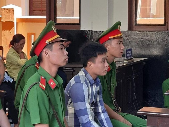 Một bị cáo xin tòa tuyên cho án tử