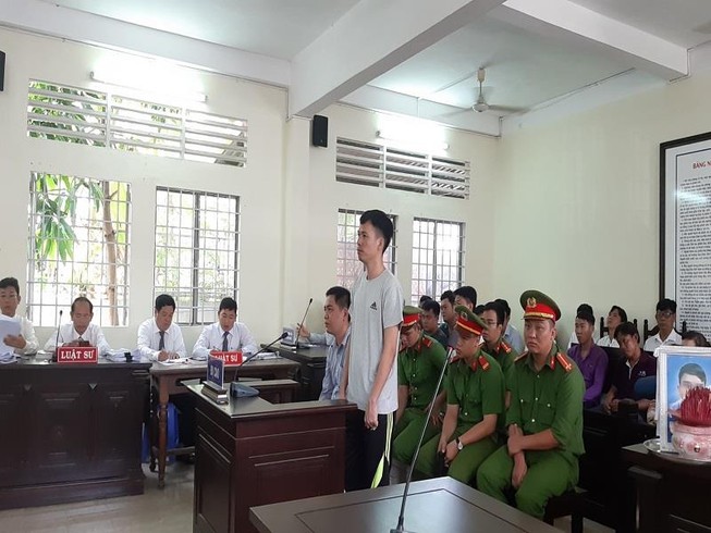 2 cựu công an viên đánh chết người phản bác lời khai của nhau