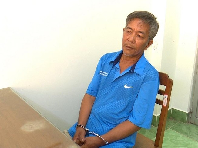 2 vợ chồng thương vong vì gã hàng xóm ghen tuông vô cớ