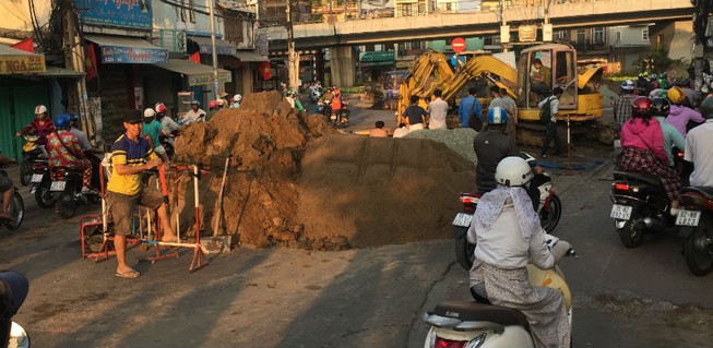 Mạnh tay xử lý nhà thầu để công trình bầy hầy