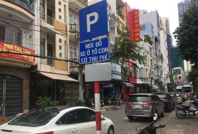 Danh sách 24 đoạn đường thu phí đỗ xe ô tô