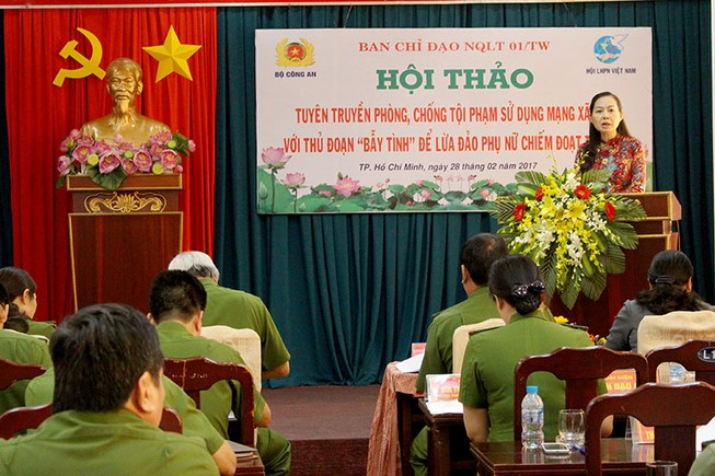 Thông tin bất ngờ về nạn 'bẫy tình' qua mạng xã hội