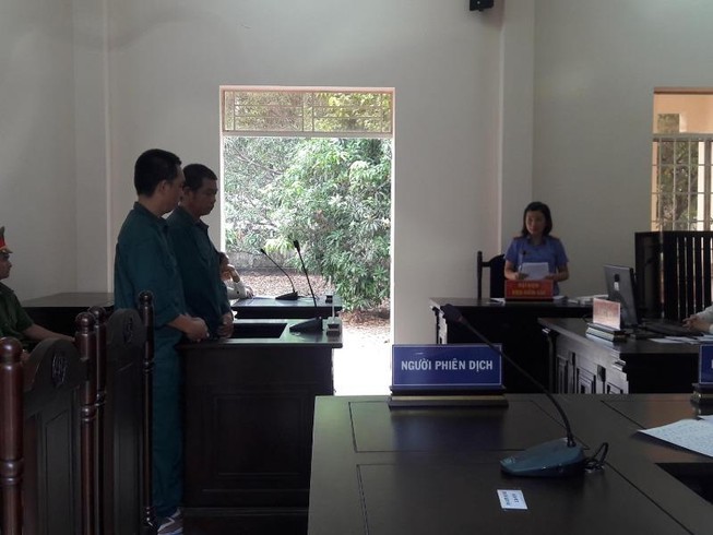 Kịch bản cúng vong của 2 người bán nhang dạo