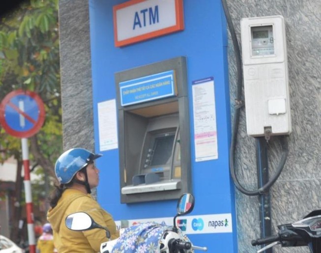 Bà Rịa-Vũng Tàu cảnh báo nạn trộm cắp thông tin tại máy ATM