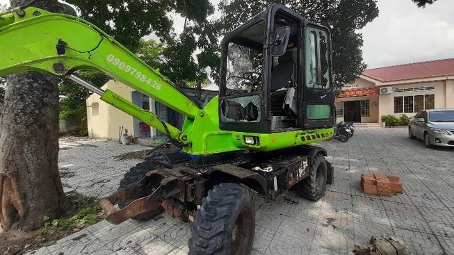 Khởi tố hai nhân viên Alibaba đập xe đoàn cưỡng chế